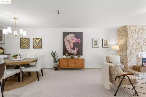 Oakland, CA 94606,1830 Lakeshore Ave #306