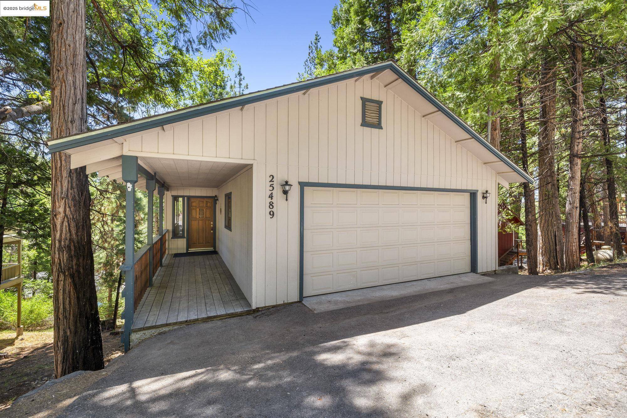 25489 Bambi Ln, Cold Springs, CA 95335