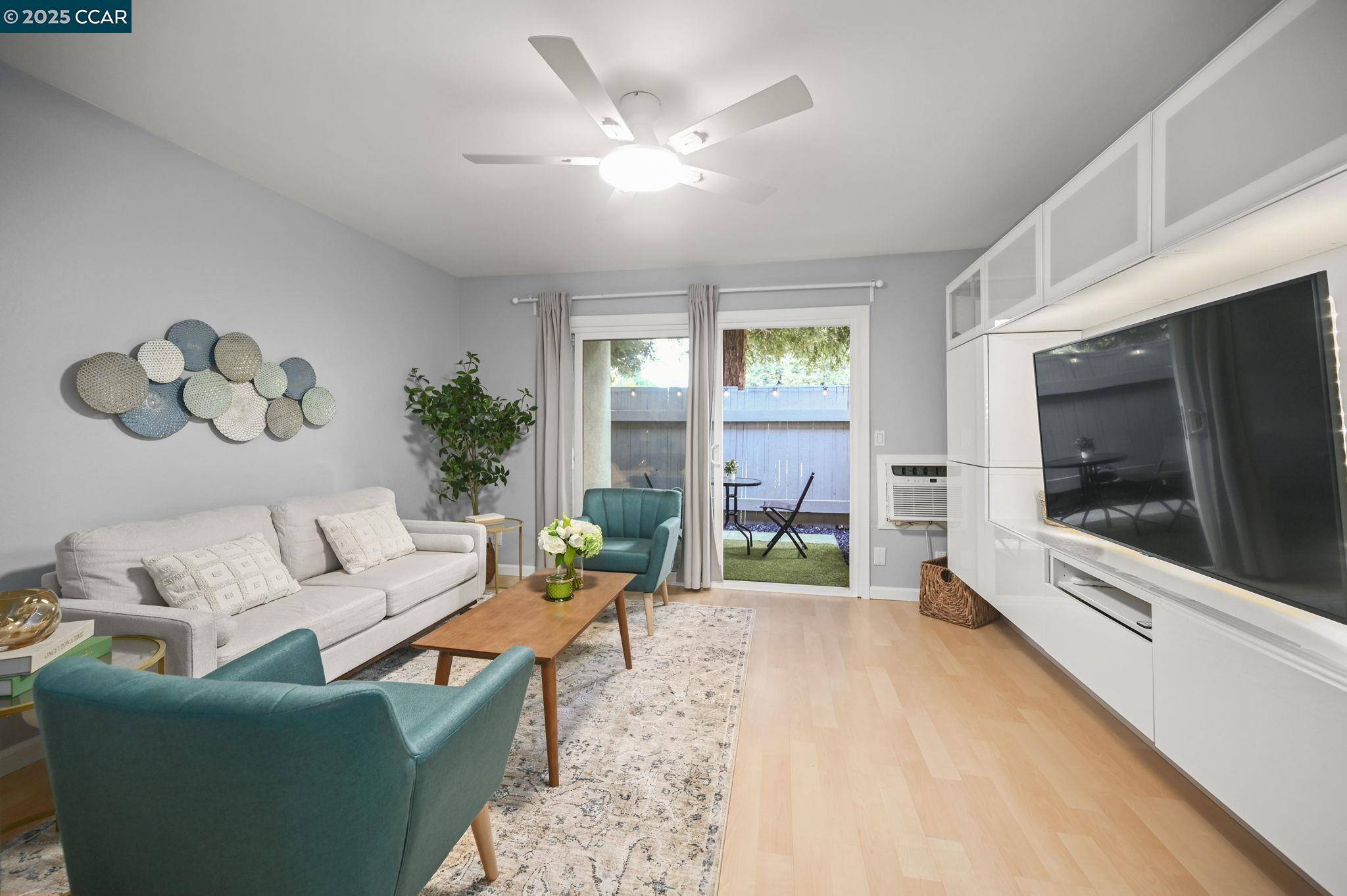 2560 Walnut Blvd #3, Walnut Creek, CA 94596