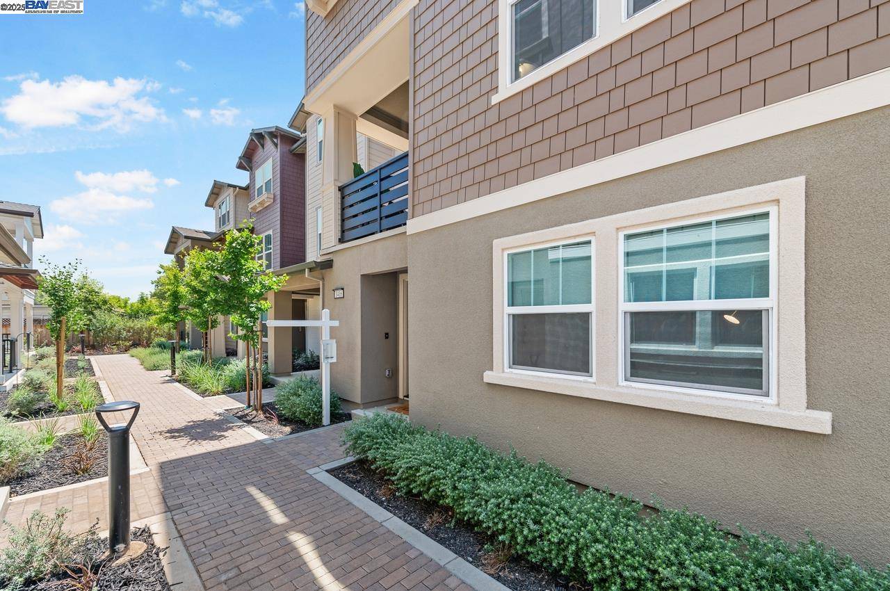 Concord, CA 94519,1416 Julia Ln