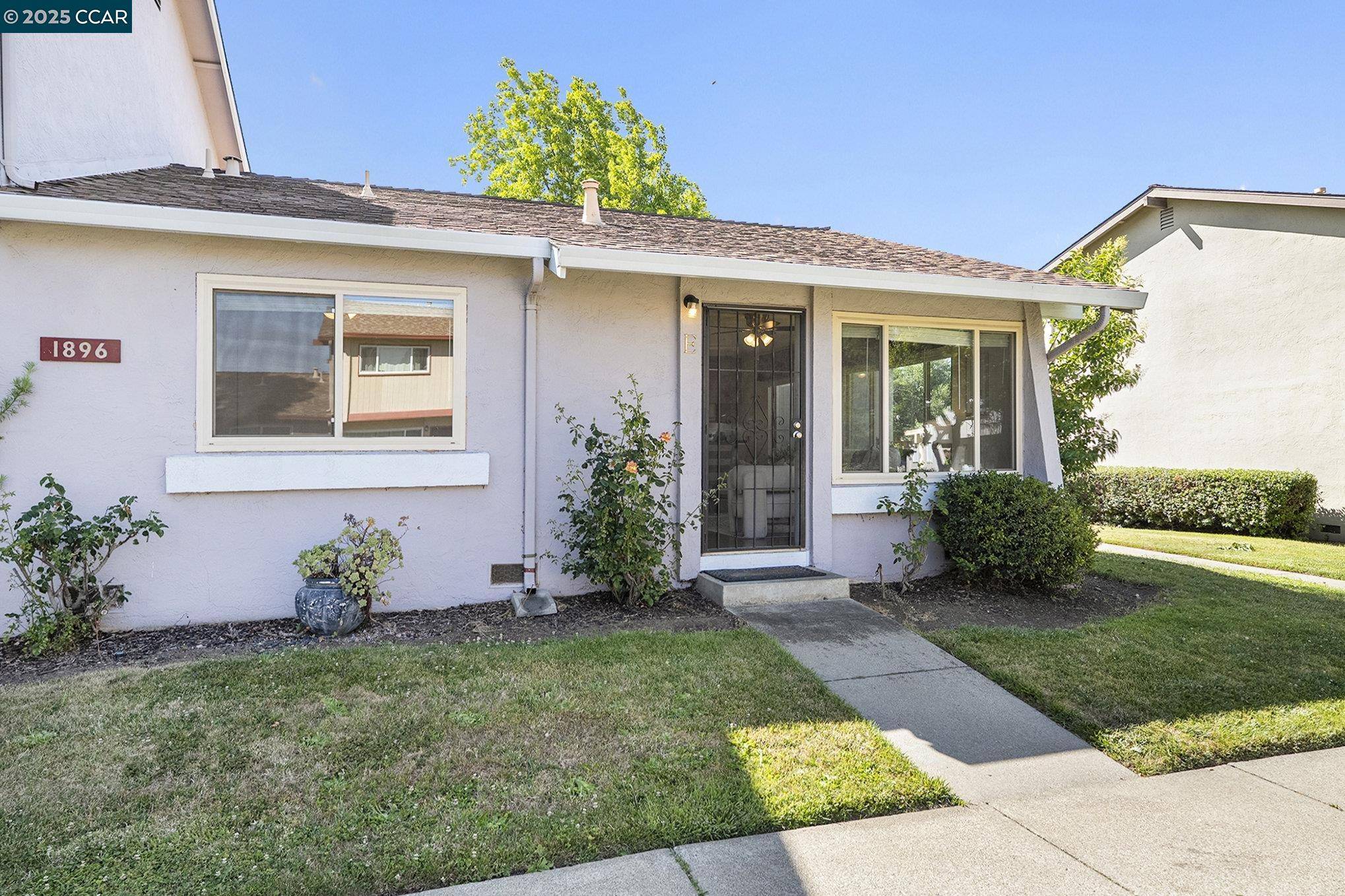 1896 Lynwood Dr #E, Concord, CA 94519