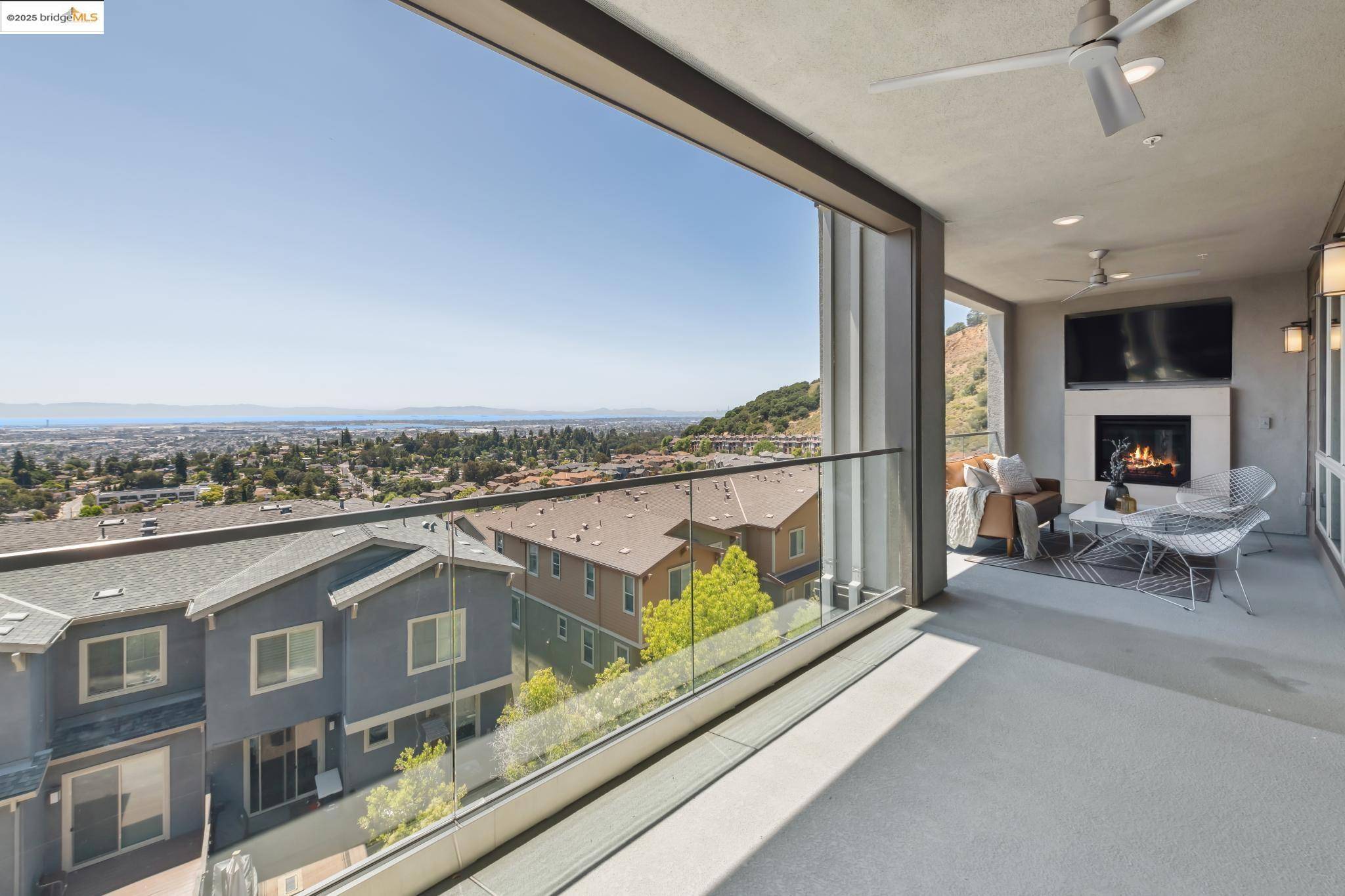 Oakland, CA 94605,6757 Skyview Dr