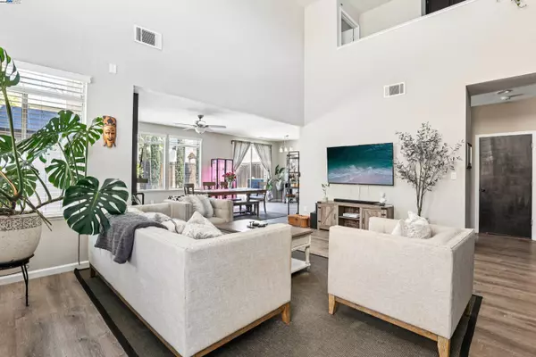 Oakley, CA 94561,2084 Springbrook Ct