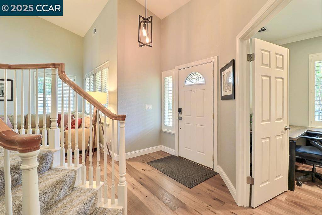 Livermore, CA 94550,2534 Tapestry Dr