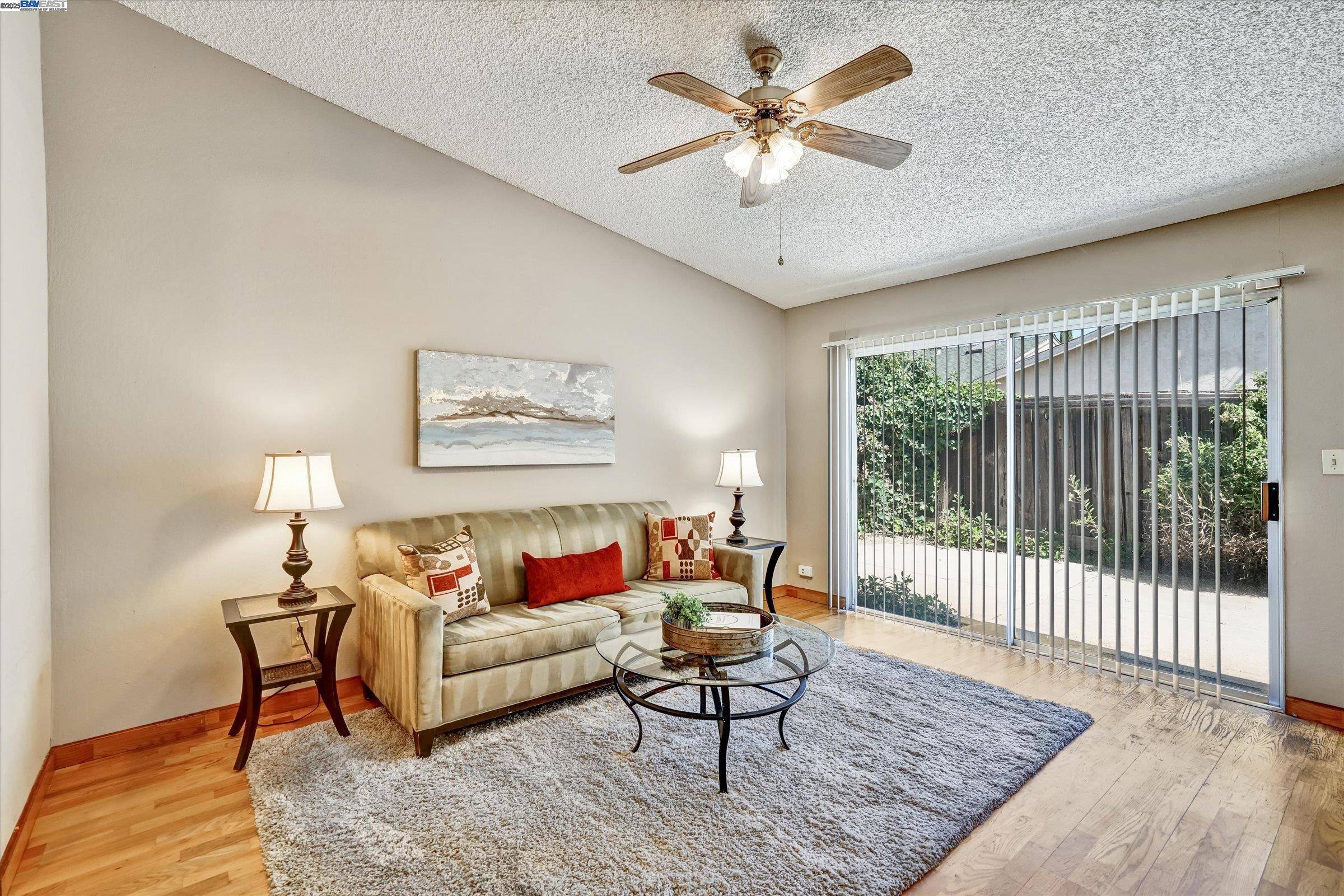 Antioch, CA 94509,3264 Madrone St