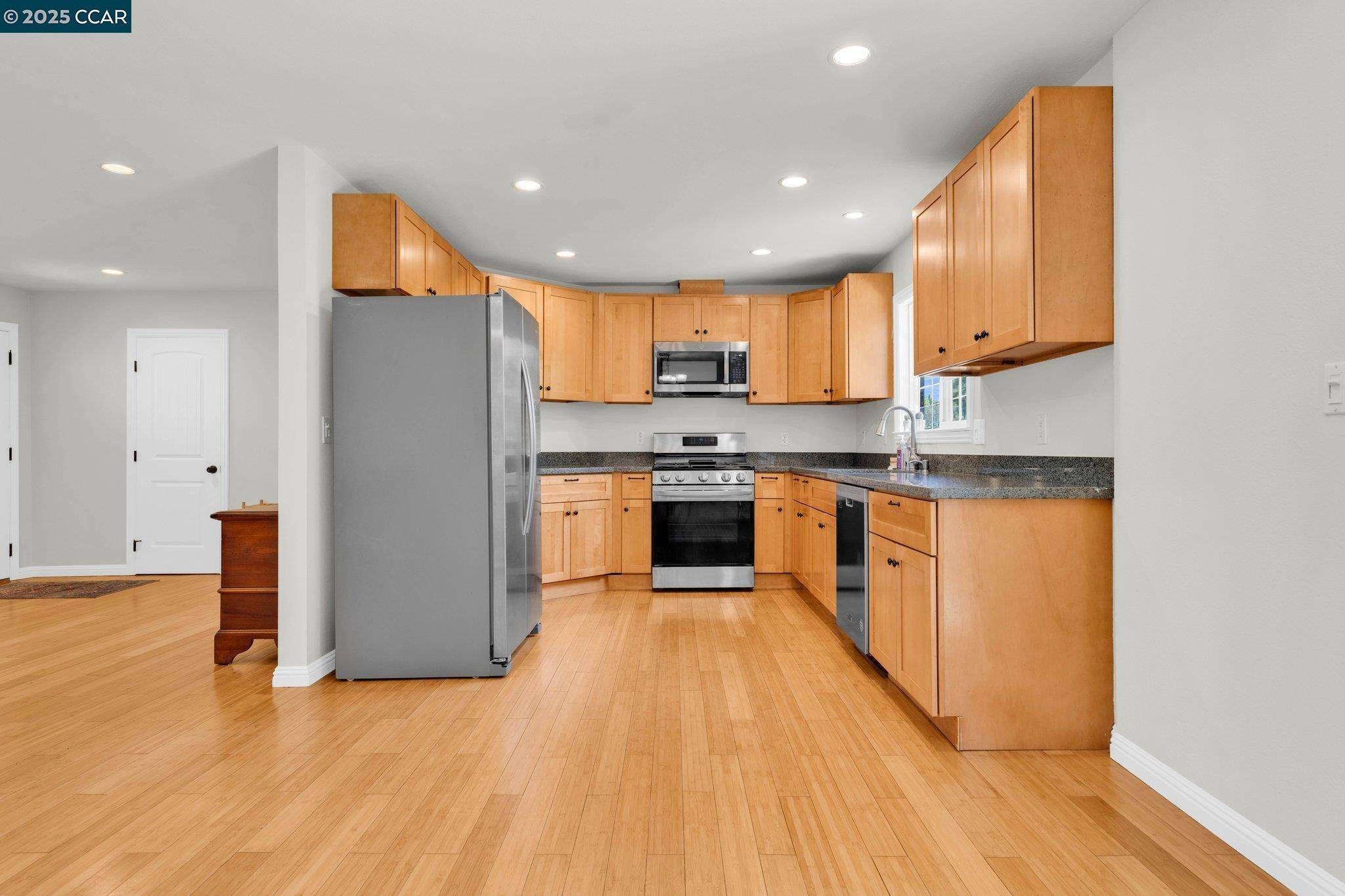 Walnut Creek, CA 94597,121 School Ln