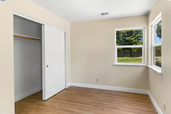 Merced, CA 95340,5974 Hillcrest Rd