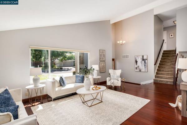 169 Larkwood Cir, Danville, CA 94526