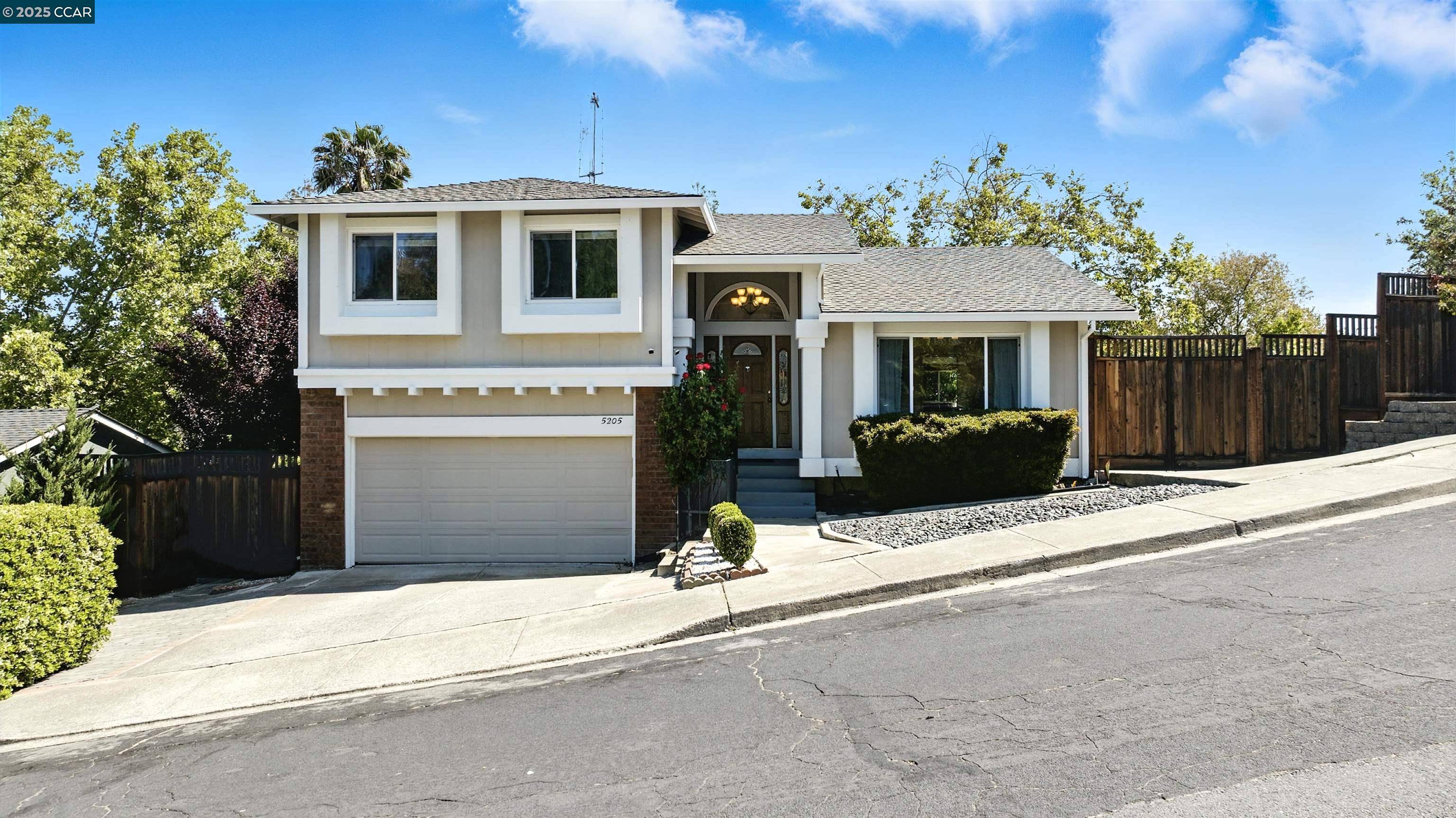 5205 Forrestgreen Ct, Concord, CA 94521