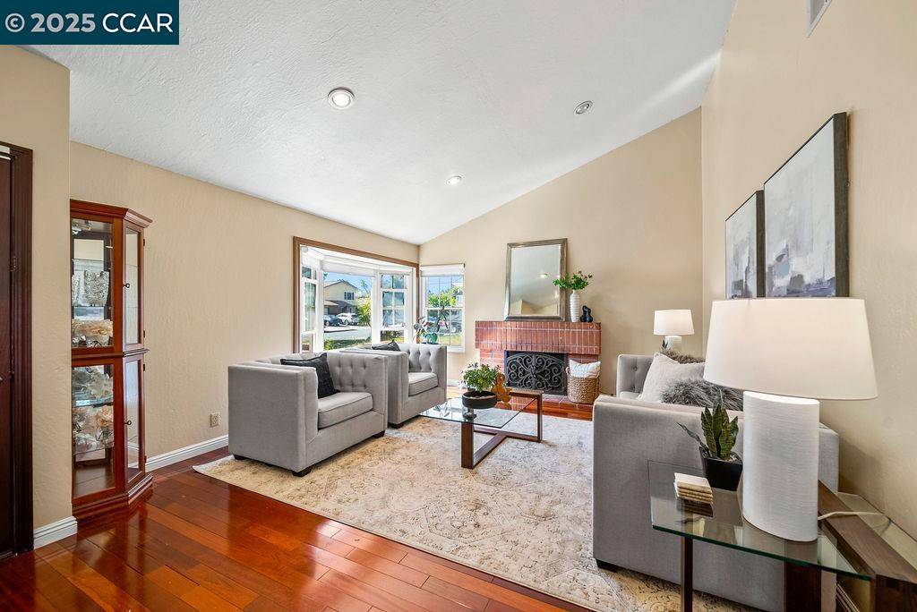 Fremont, CA 94555,3330 Gloucester Place
