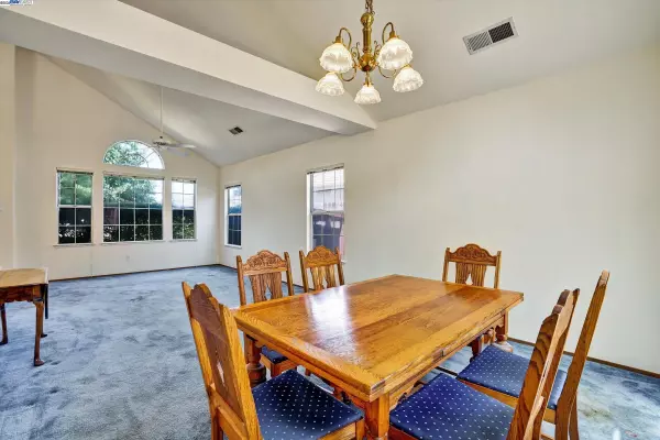 Tracy, CA 95376,1400 Tennis Ln