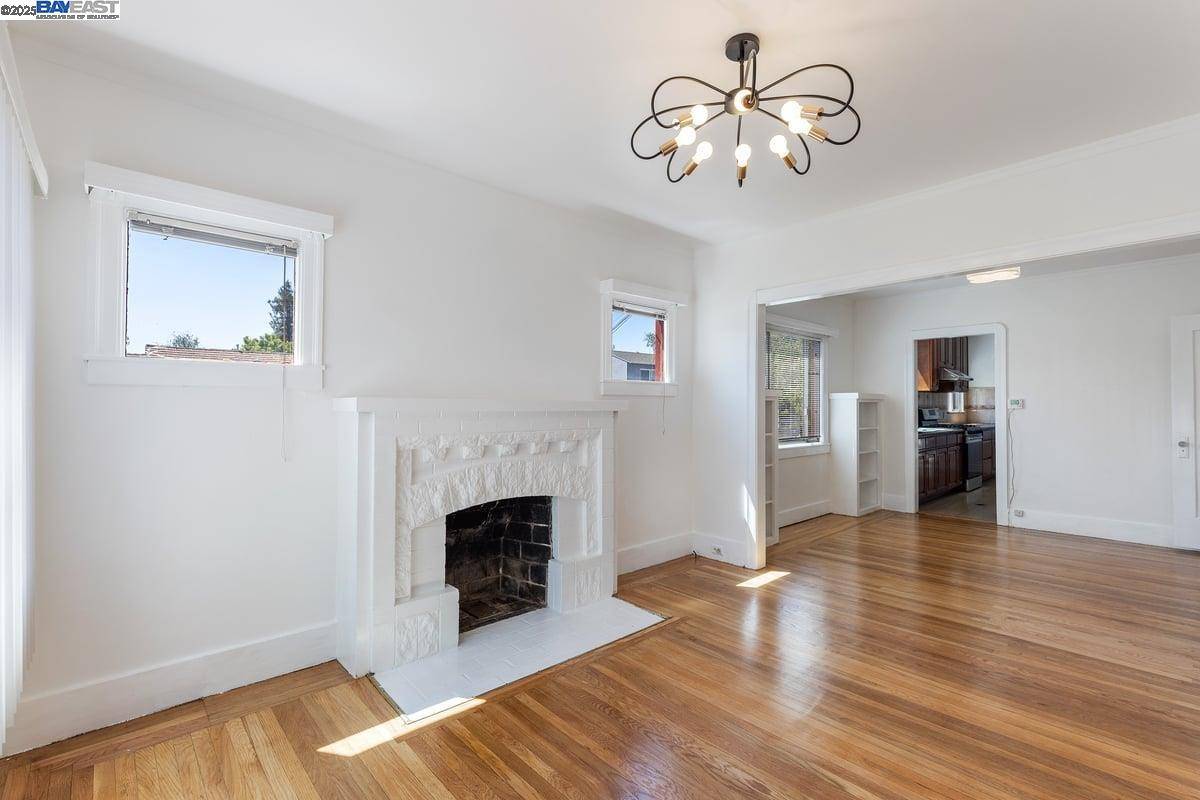 Oakland, CA 94619,3635 Redding St