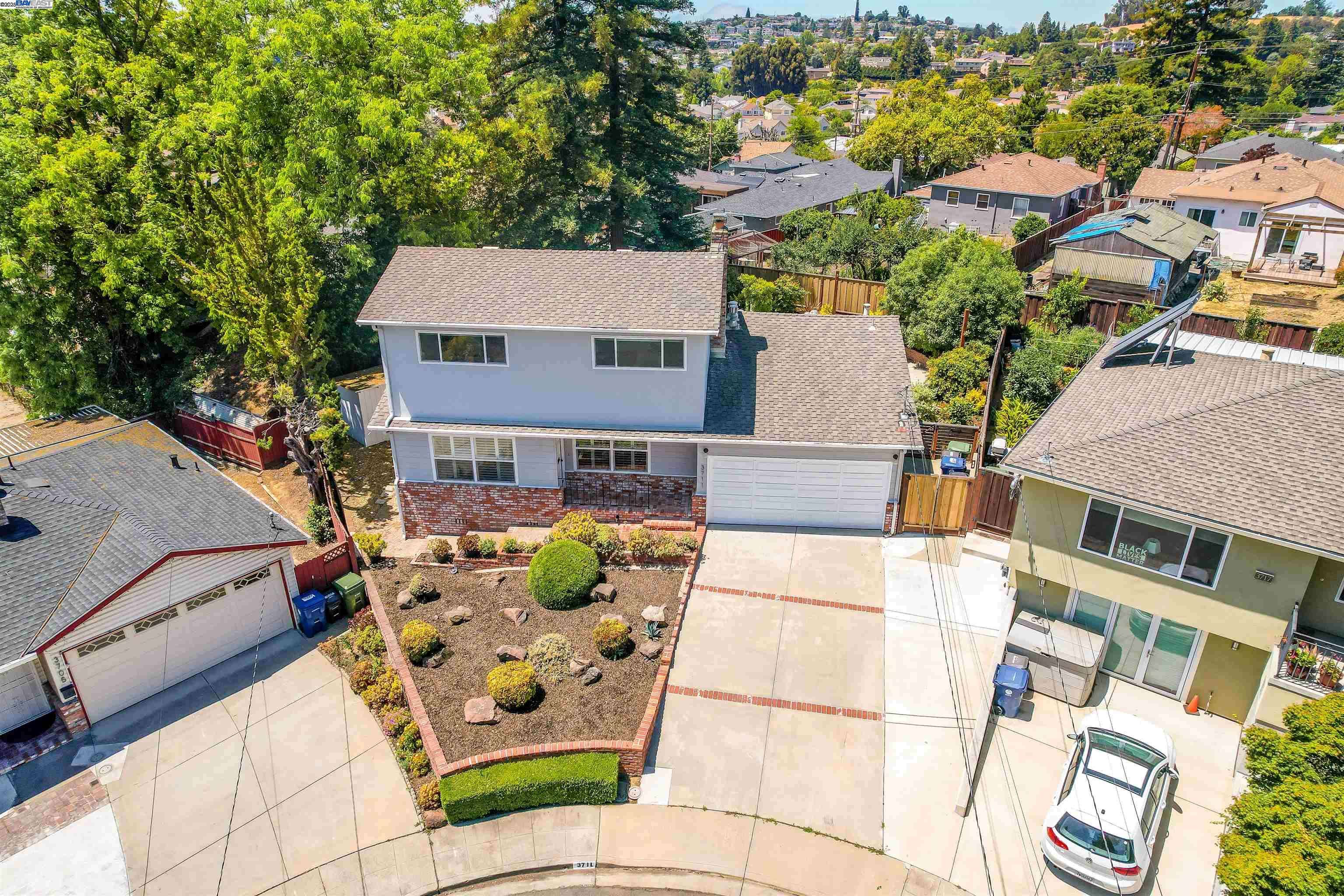 3711 Cottage Ct, Castro Valley, CA 94546