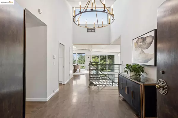 2861 Chelsea Drive, Oakland, CA 94611