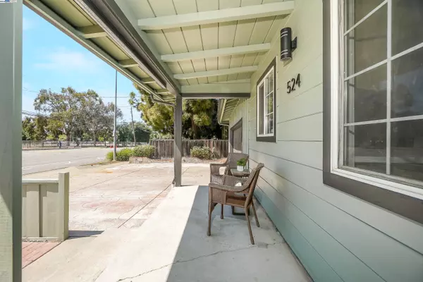 Fremont, CA 94539,524 E Warren Ave