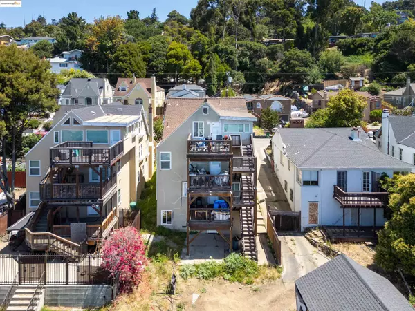 Oakland, CA 94605,7529 Outlook Ave