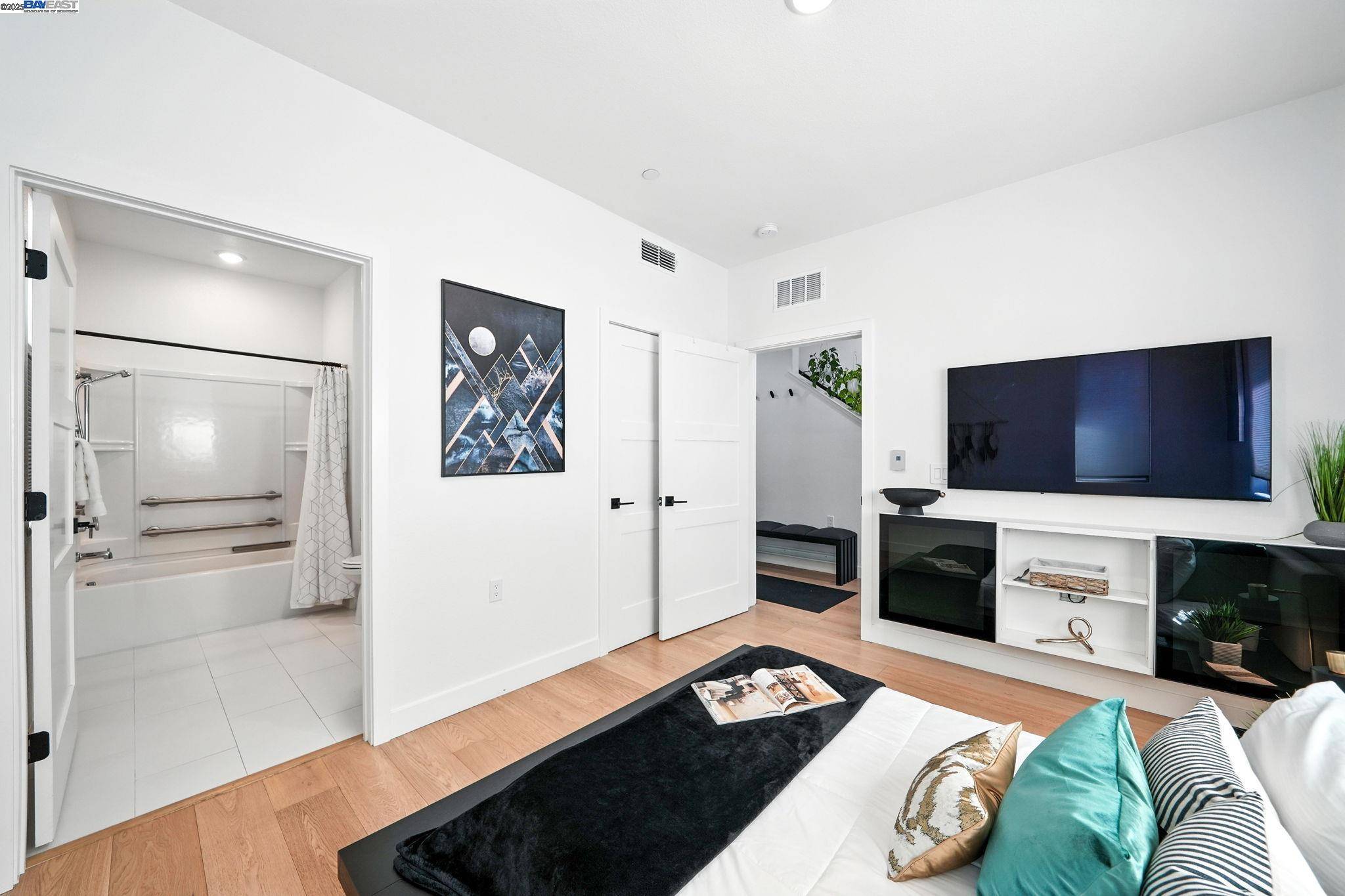 Hayward, CA 94544,25243 Villager Ln