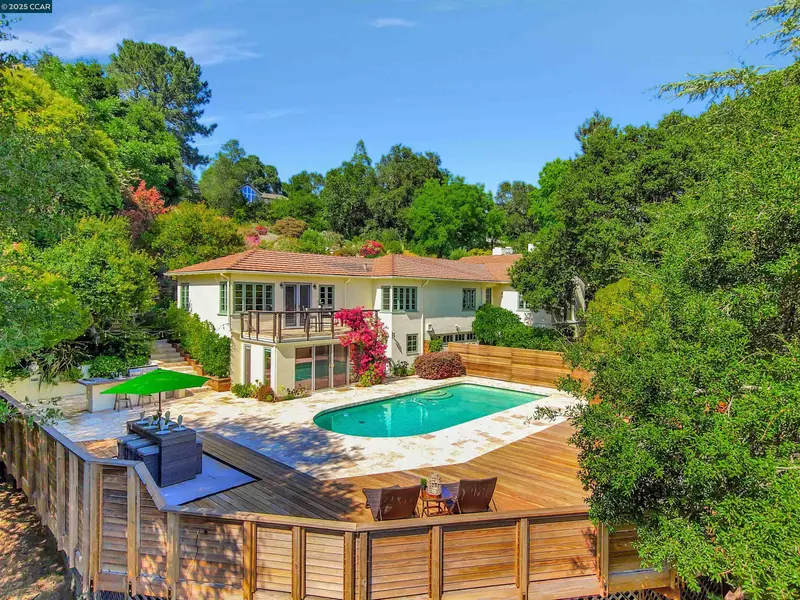 23 El Verano, Orinda, CA 94563