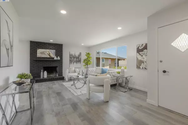 Moraga, CA 94556,1965 Ascot Dr #6