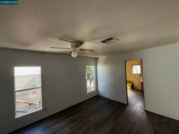 Pittsburg, CA 94565,9 Palm Drive