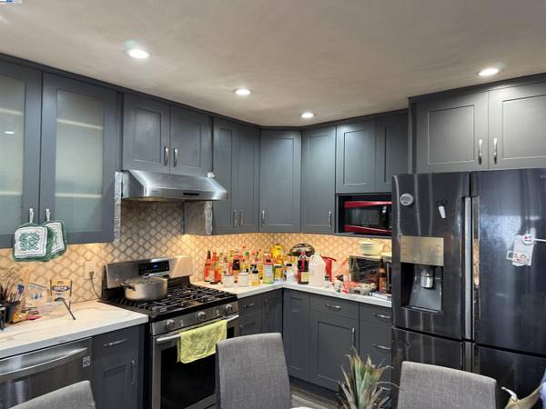 San Leandro, CA 94578,14955 Lark St