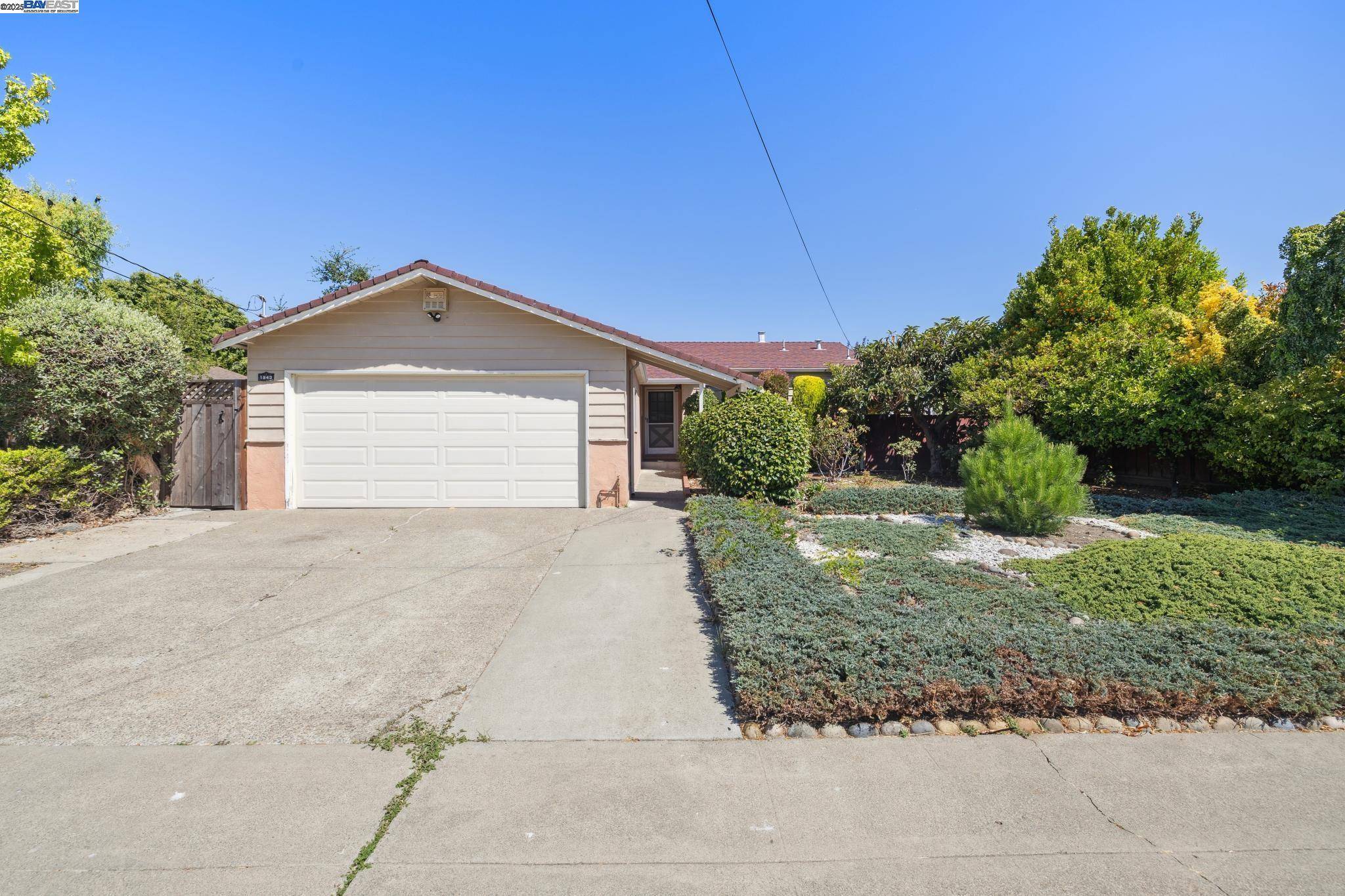 1943 Vining Dr, San Leandro, CA 94579