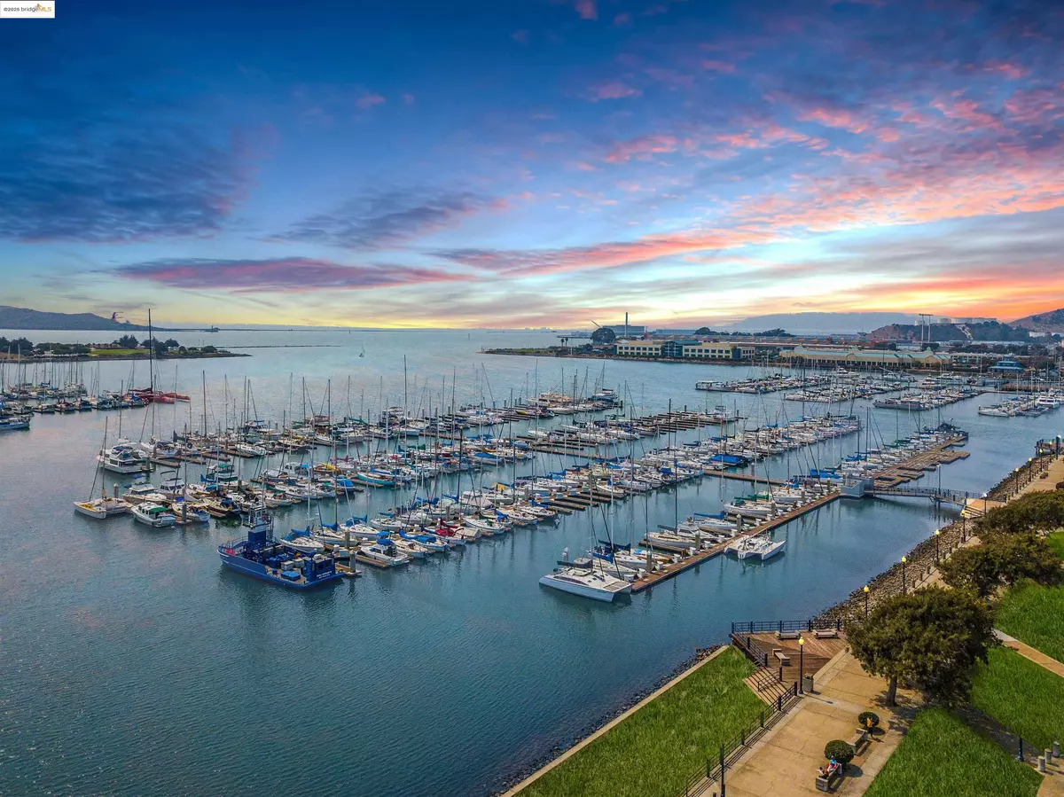 Richmond, CA 94804,215 Lakeshore Ct