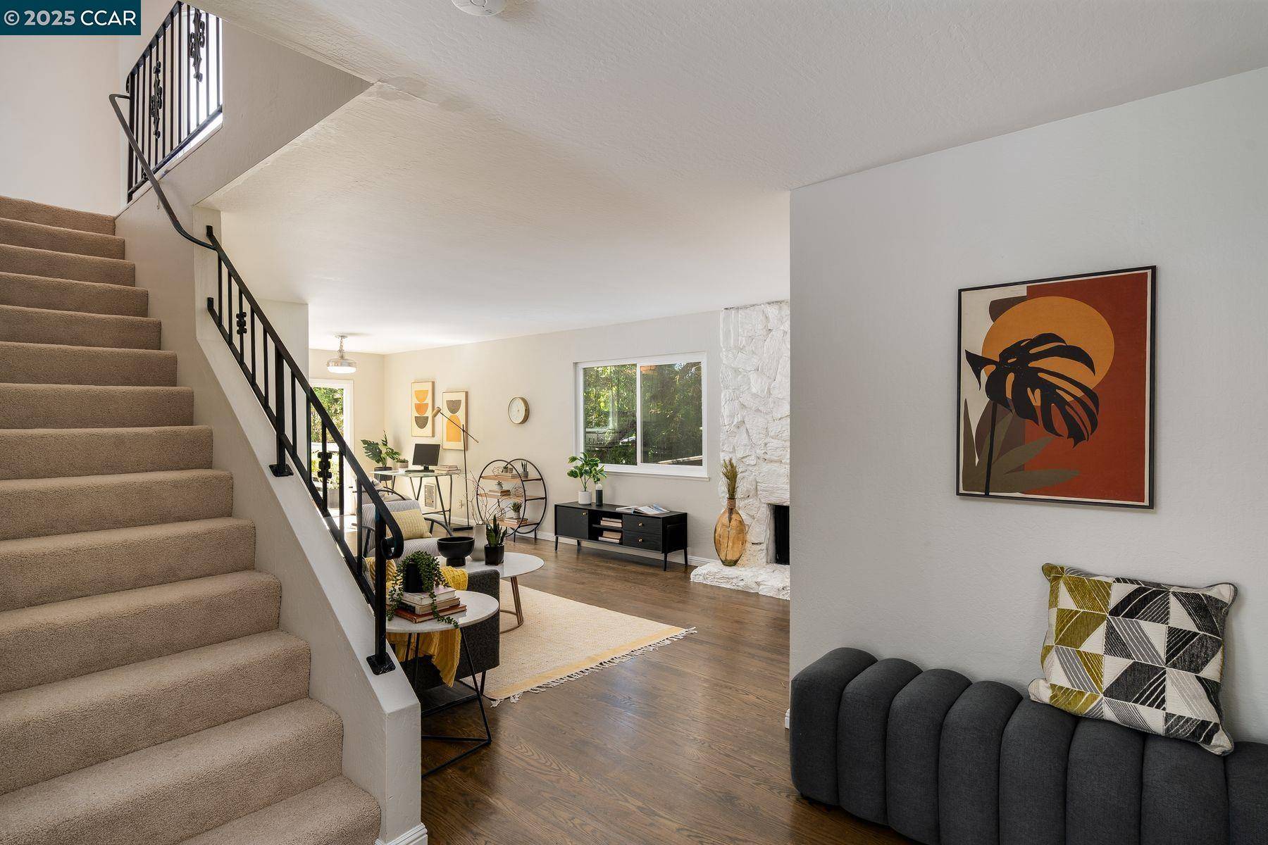 Oakland, CA 94619,3686 Redwood Road
