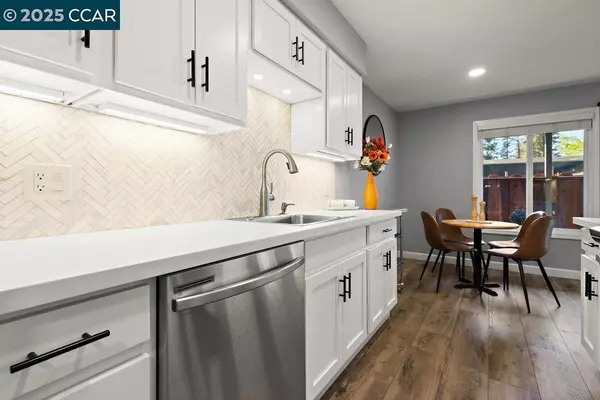 Concord, CA 94518,825 Oak Grove Rd #29