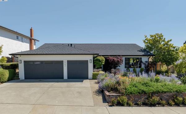 2562 Somerset Drive, Belmont, CA 94002