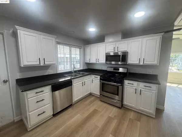 Livermore, CA 94551,814 Sundial Circle #105