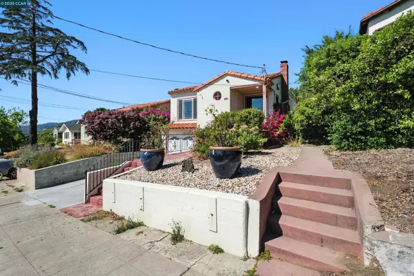 Oakland, CA 94605,7420 Sunkist Dr