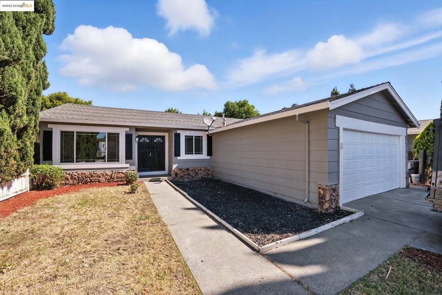 96 Coral Ln, Suisun City, CA 94585