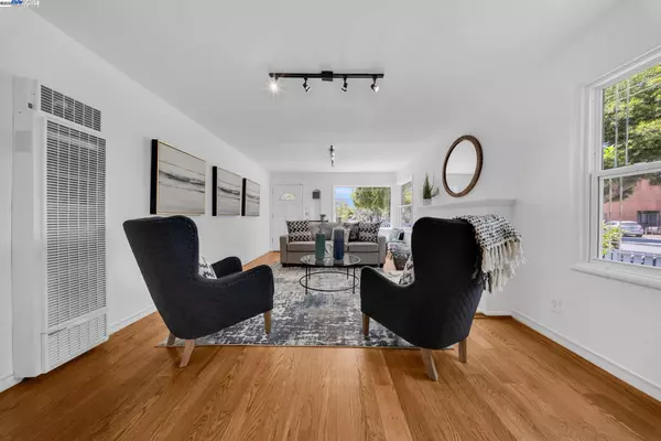 San Leandro, CA 94577,205 Julius St