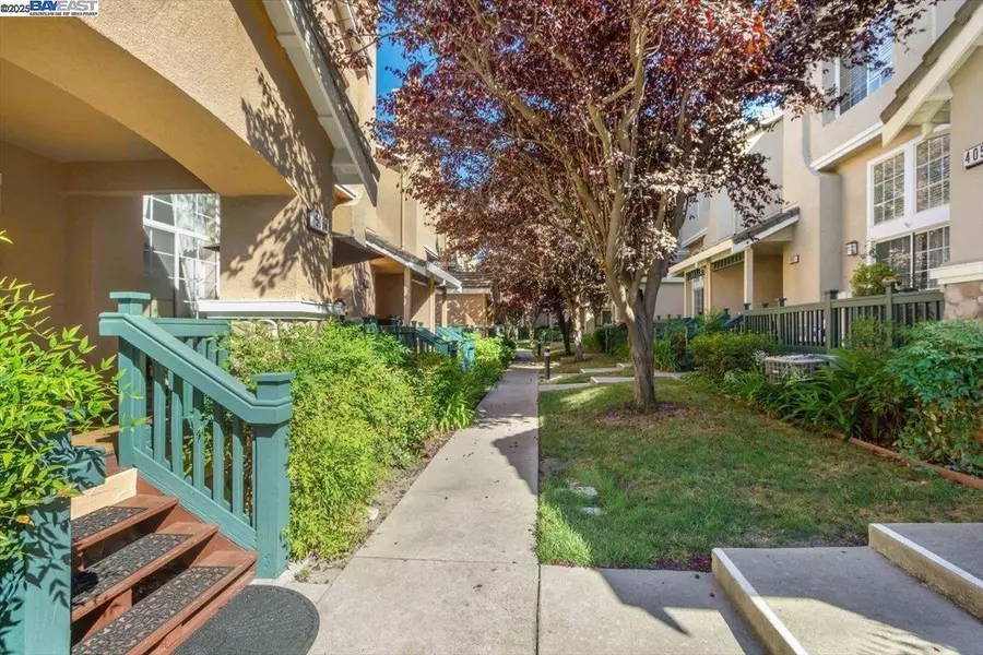 5006 Starling St, Danville, CA 94506