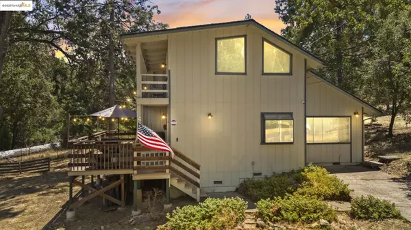 20785 Buttercup Cir, Groveland, CA 95321