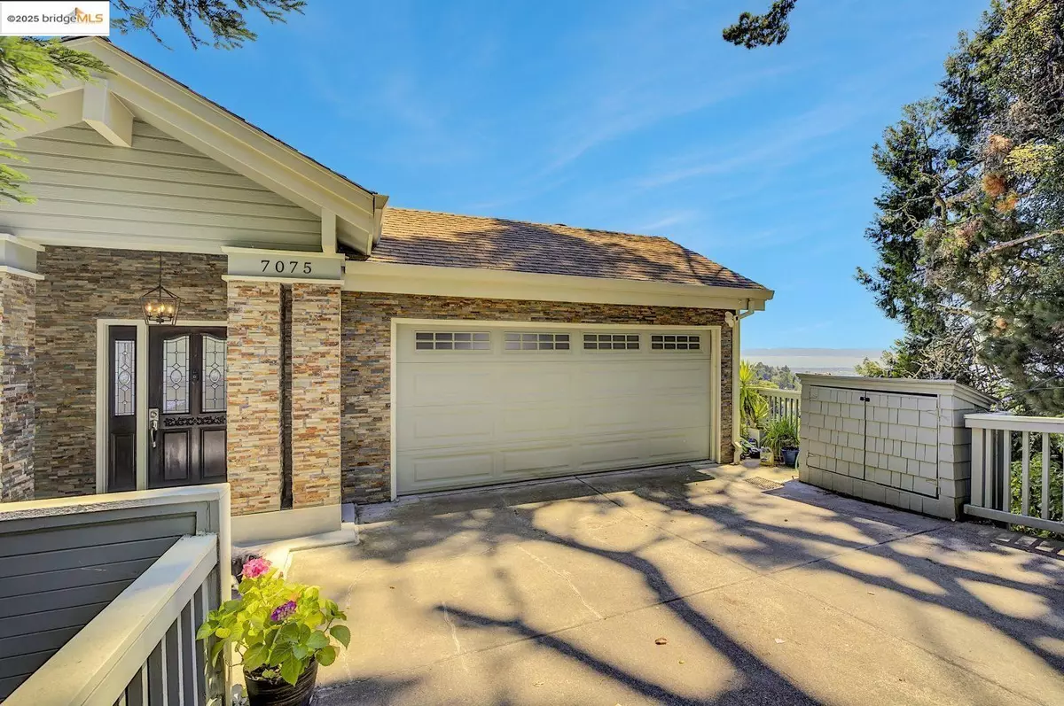 Oakland, CA 94611,7075 Elverton Dr