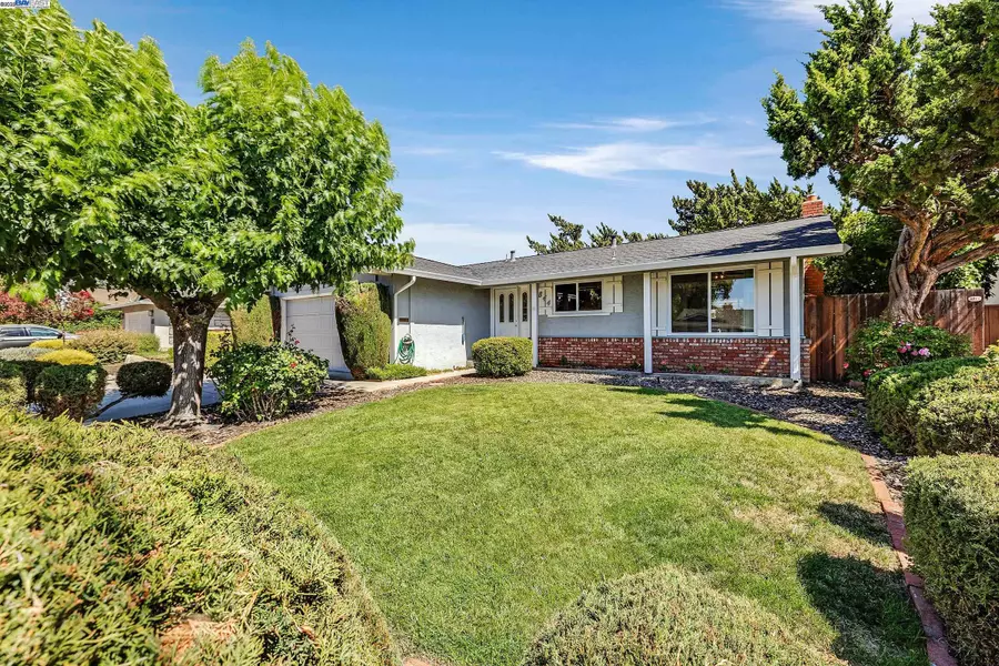 844 Wall St, Livermore, CA 94550