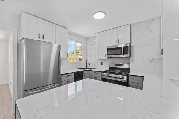 Vallejo, CA 94591,2512 Tennessee St