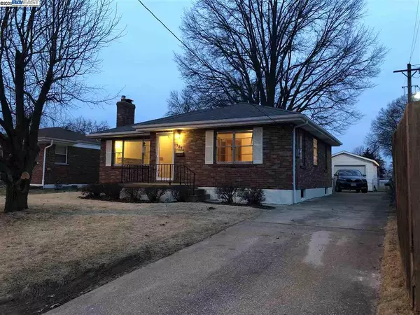 3928 Weber Rd, Brentwood, MO 63123