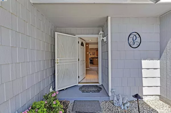 Fremont, CA 94555,3291 Trafalgar Road