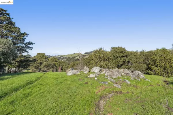 Richmond, CA 94805,0 Fairview Ave