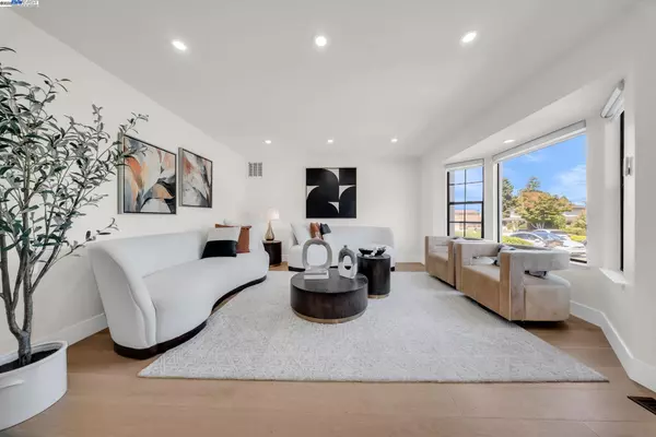 Fremont, CA 94539,524 Gamay Ct