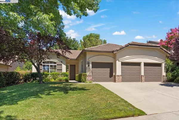 El Dorado Hills, CA 95762,3319 Besana Dr