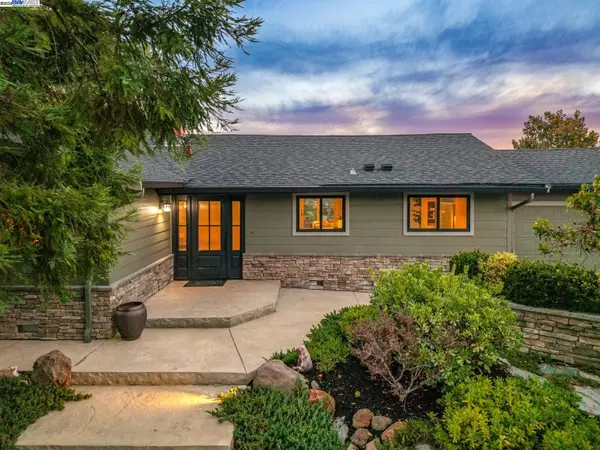 Lafayette, CA 94549,2452 Cherry Hills Dr.