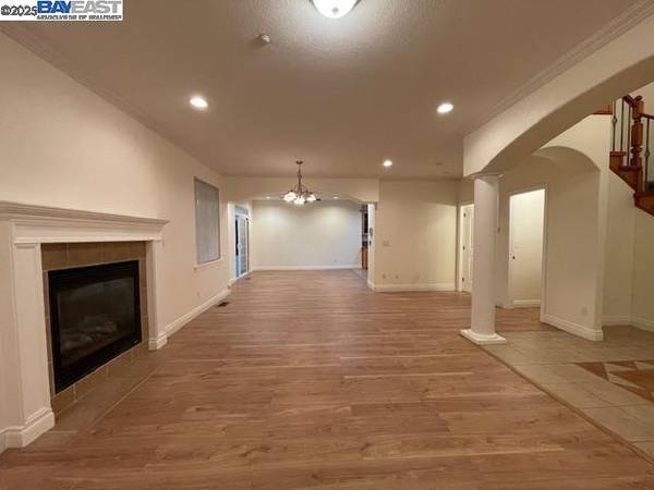 Hayward, CA 94544,108 Lund Ave