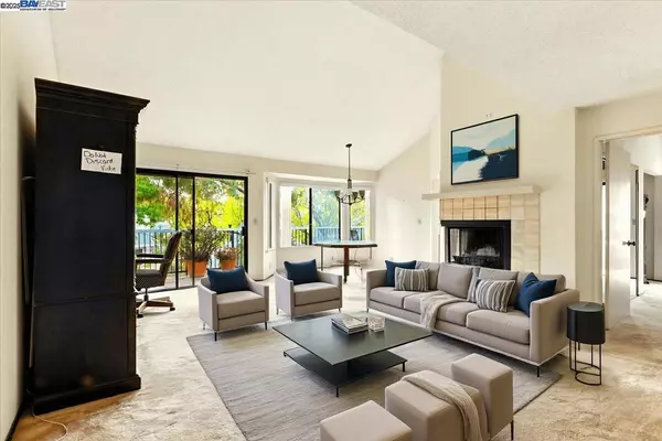 Hayward, CA 94542,2437 Sebastopol Ln #4