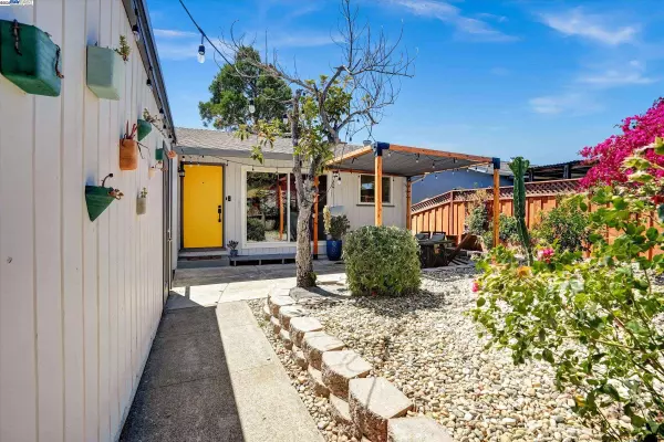 Richmond, CA 94806,2540 Moyers Rd