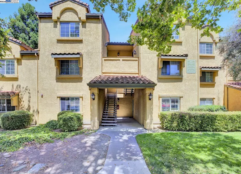 805 Watson Canyon Ct #359, San Ramon, CA 94582