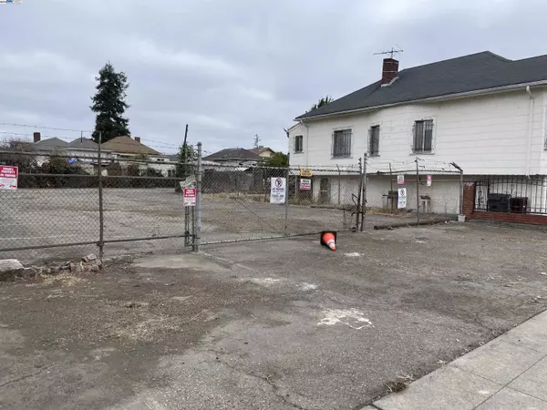 Oakland, CA 94601,1205 41st Ave.